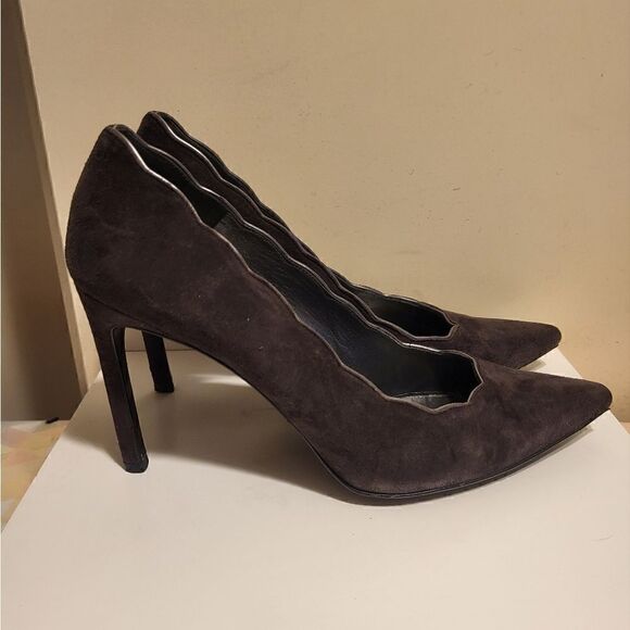 Stuart Weitzman Gray Luxe Suede Pointy Toe Stilleto Heel Pumps sz.9 Ret $425 - Picture 2 of 11